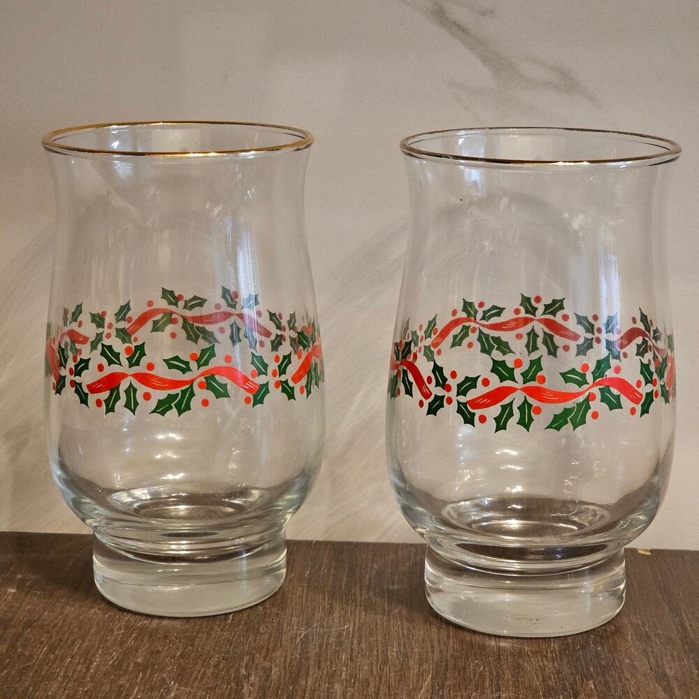 Vintage Arby's Christmas Holly Berry Ribbon Tumblers 5 1/4" Tall Glasses Set 2